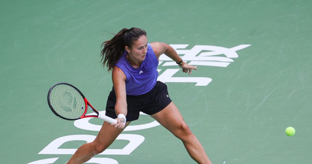 Kasatkina saves match points in Ningbo; Krejcikova retires vs. Andreeva